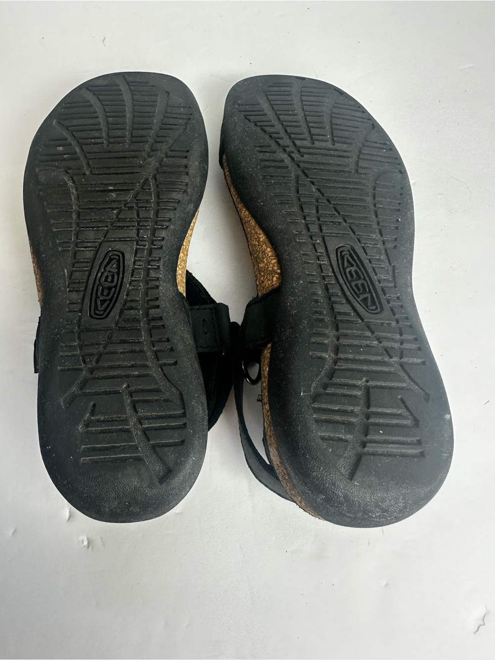 Keen Kaci Ana T-Strap Sandals Women's Size 7.5 EU 38 Shoes Black Adjustable - Picture 8 of 9
